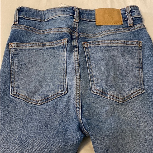 Zara jeans - Picture 3 of 4